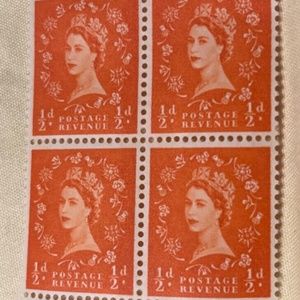 1/2  d Queen Stamps Uncirculated New set of 4 Stamps